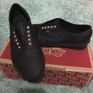 Vans Atwood Low (canvas) Black/Black SZ. 7.5